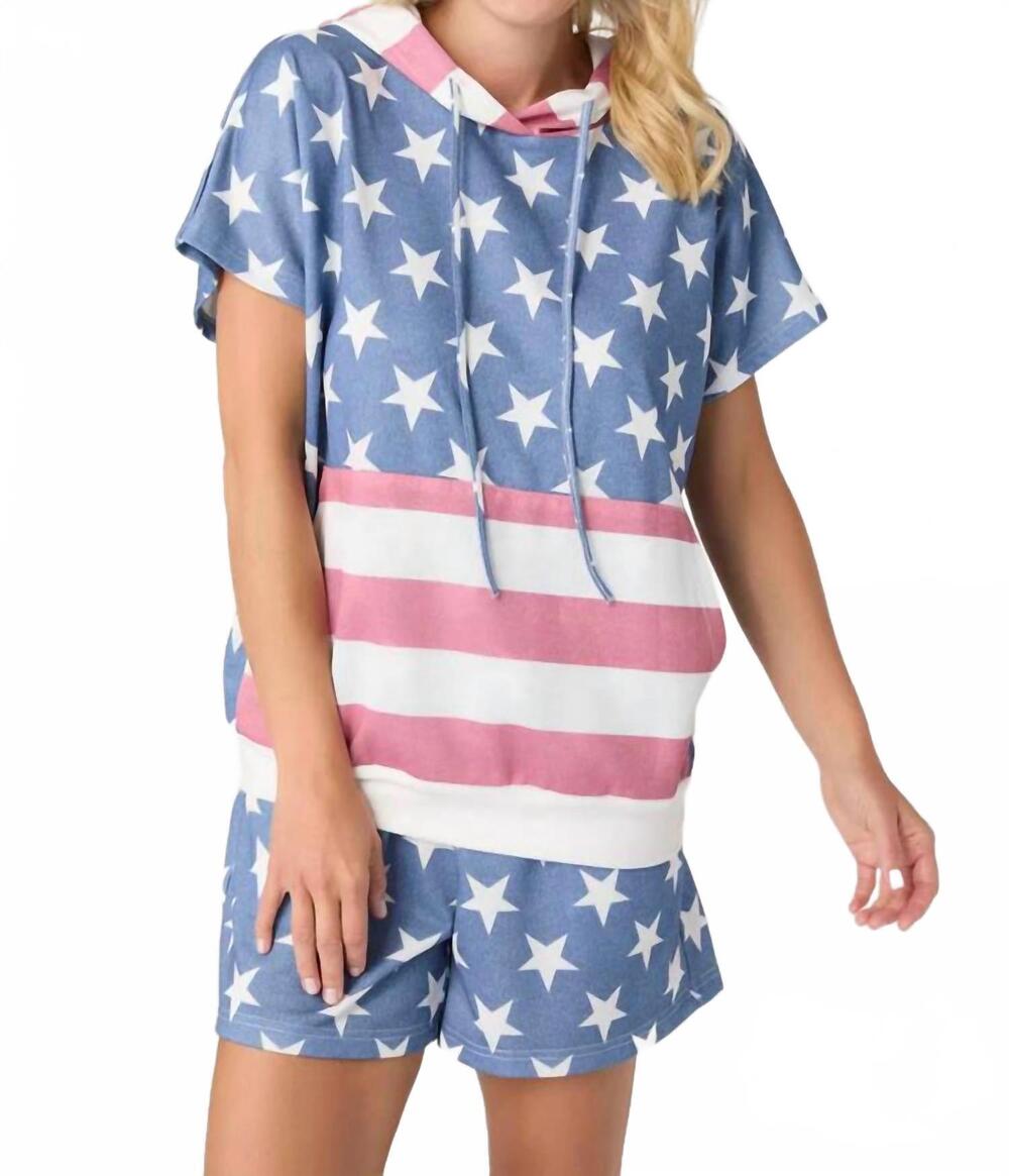 NEW COCO + CARMEN independence day short sleeve hoodie in blue